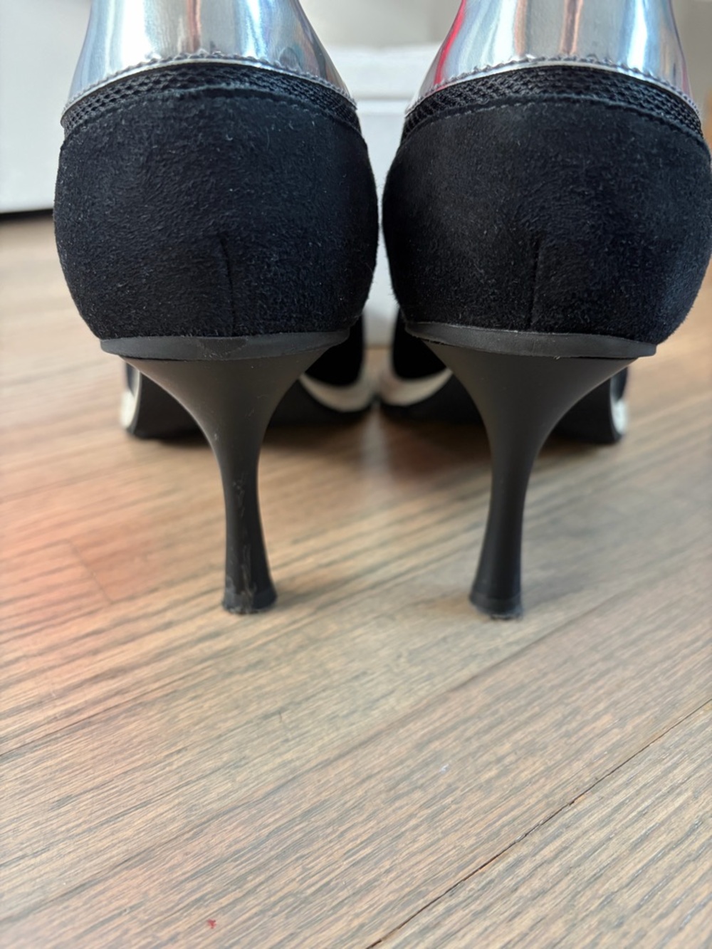Sneex The Icon - Black Upper with White and Pewter - Size 8 - EUC - Picture 7 of 16